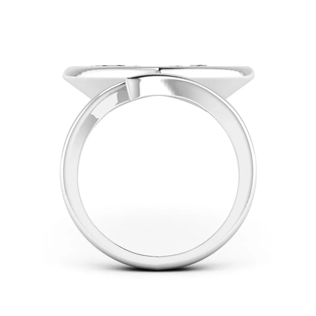 1.88 d.e.w cts Daynna Moissanite Ring