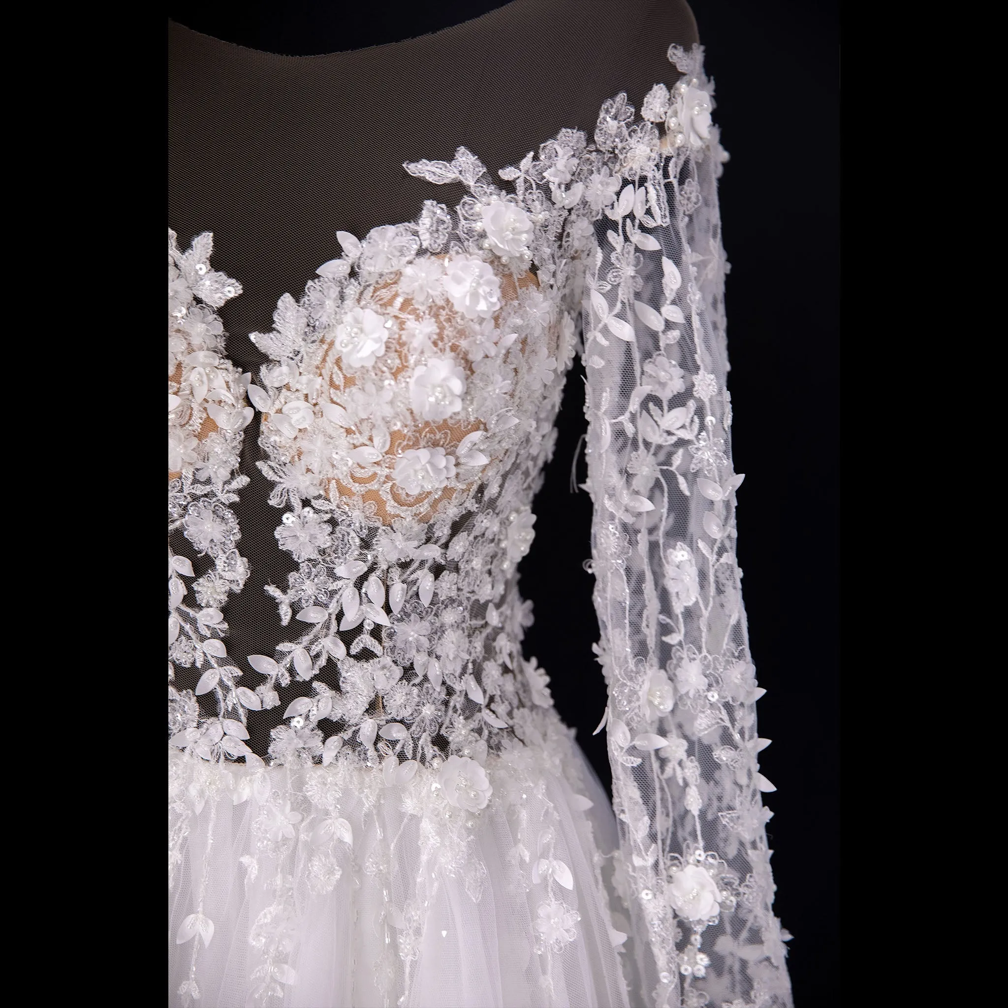A-line Tulle Wedding Dress Bridal Gowns with Long Sheer Sleeves