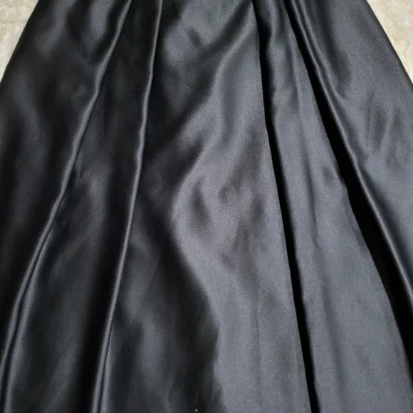 Alex Evenings Black Maxi A-line Skirt Size Medium