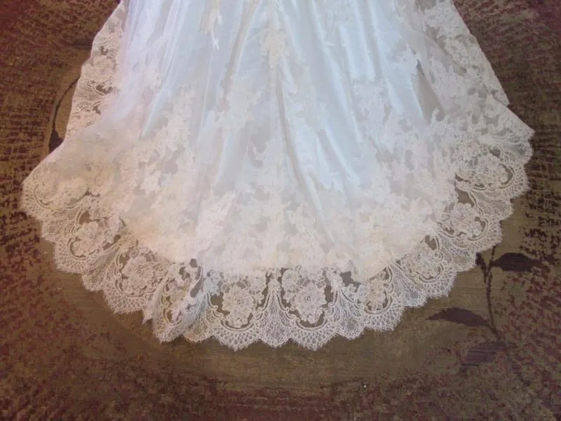 Allure Bridals 2800
