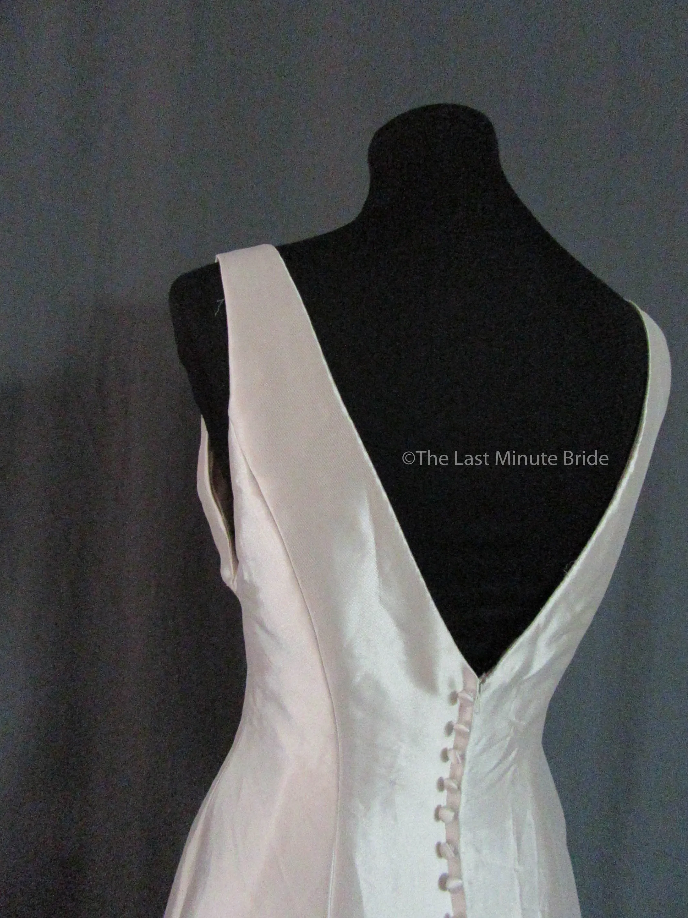 Allure Bridals Style 9600