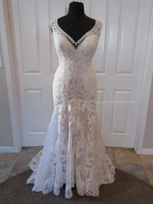 Allure Bridals W411