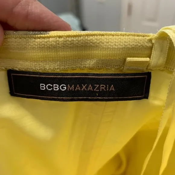 BCBGMazAzria Pale Lime Metallic Brocade Strapless Cocktail Dress sz 4