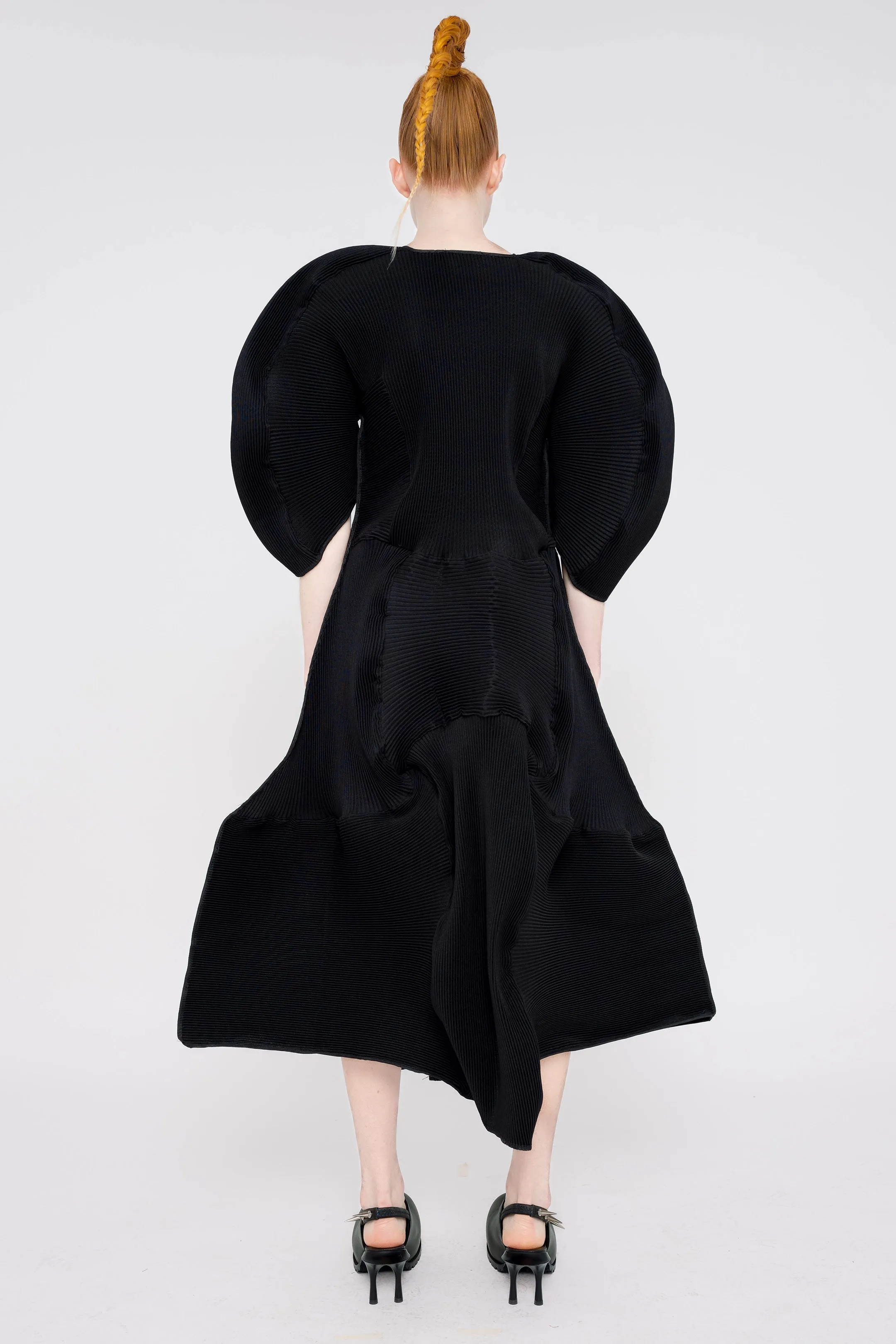 BLACK BIG SLEEVE WAFFLE DRESS