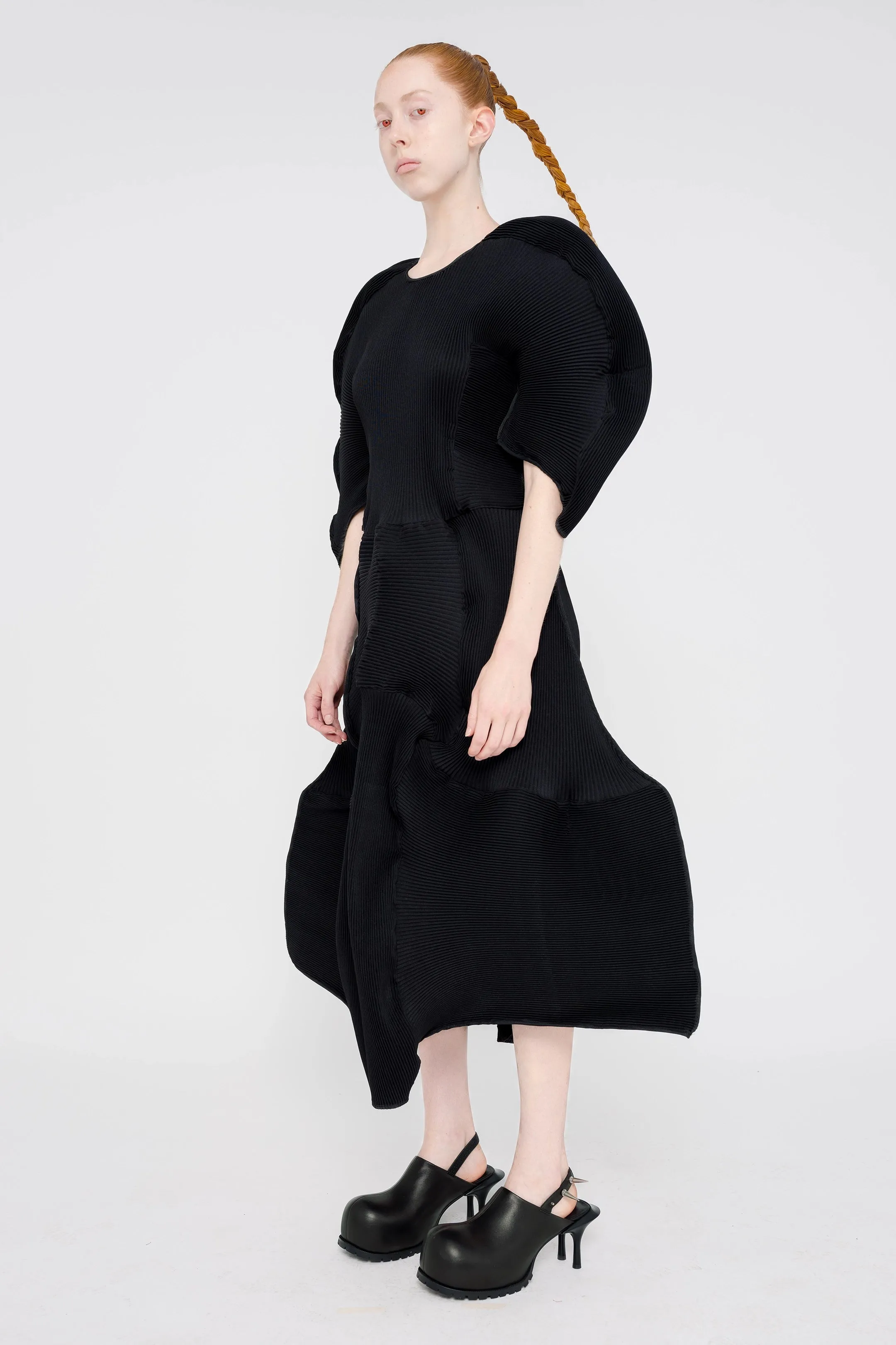 BLACK BIG SLEEVE WAFFLE DRESS