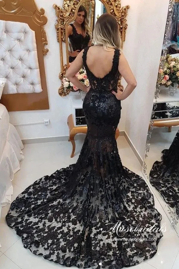 Black Mermaid Lace V-neck Long Prom Dresses With Court Train, MP901