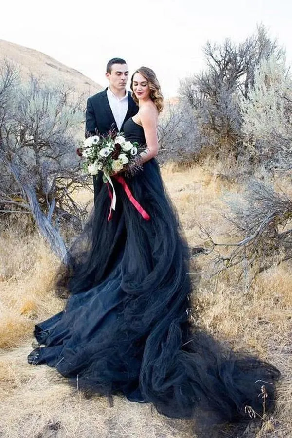 Black Tulle A-line Strapless Wedding Dresses With Train, Bridal Gown, MW996