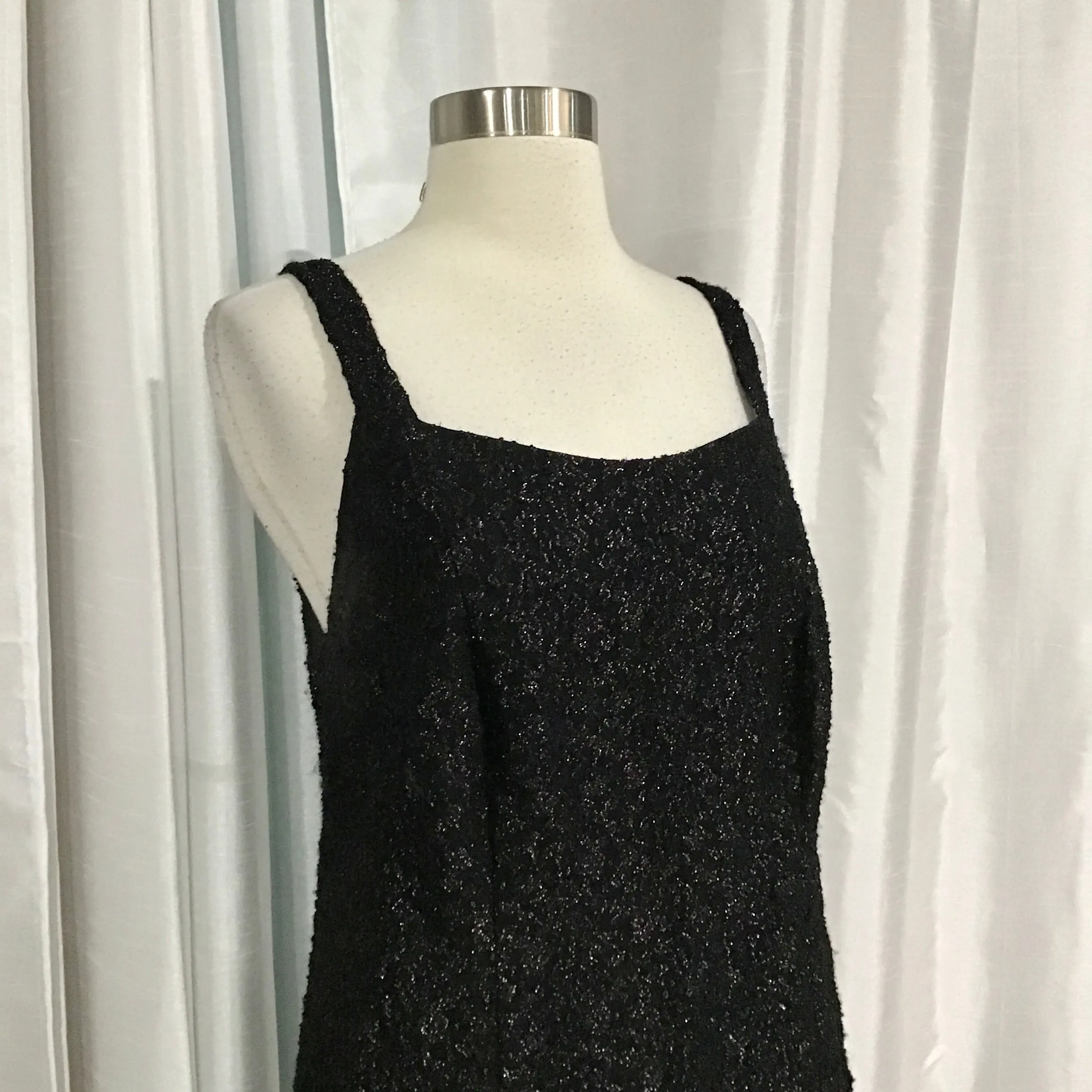 BOUTIQUE Short Black Gown Size 14