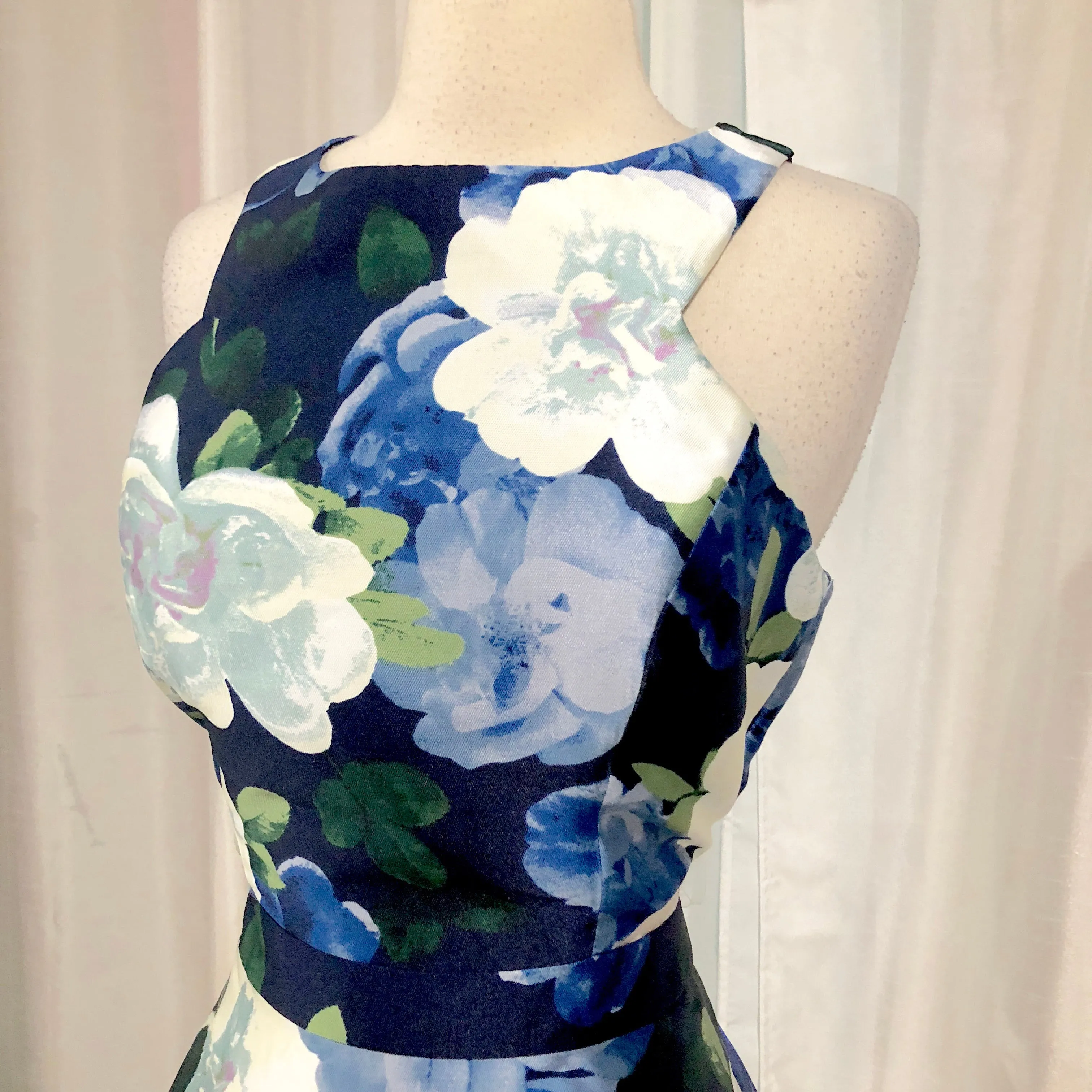 BOUTIQUE Short Blue Floral Two Piece Illusion Gown Size 11 NWOT