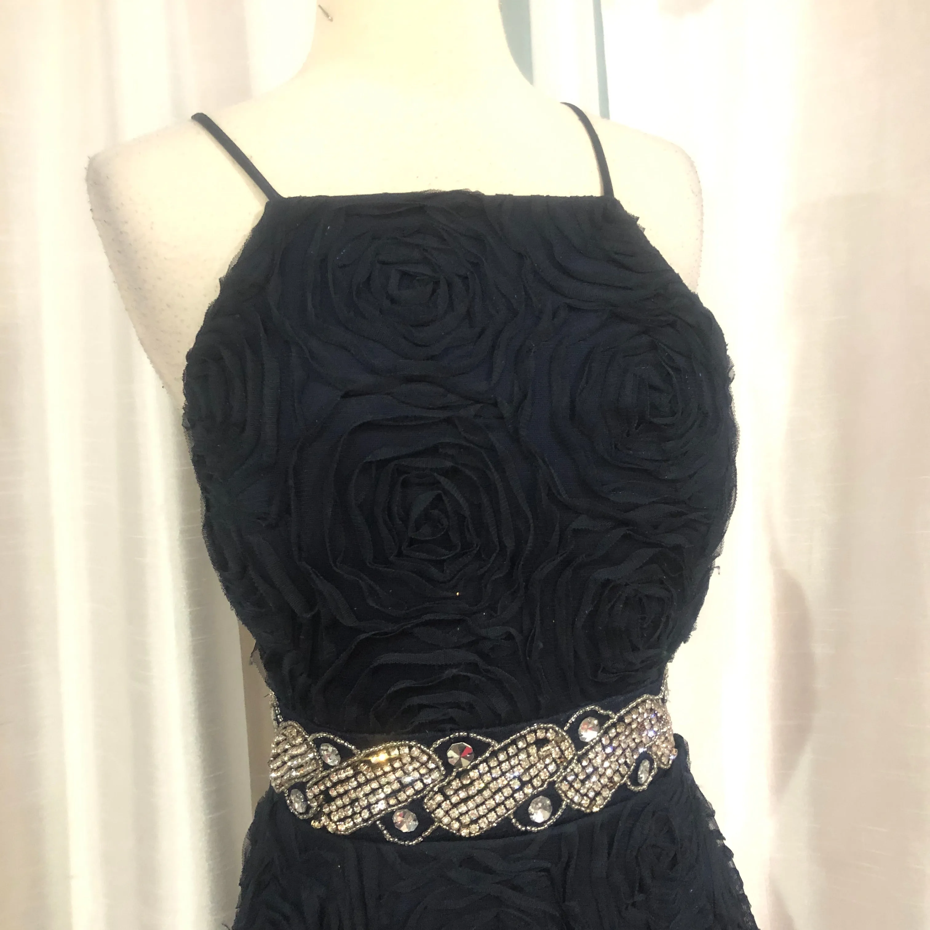 BOUTIQUE Short Navy Gown Size 16