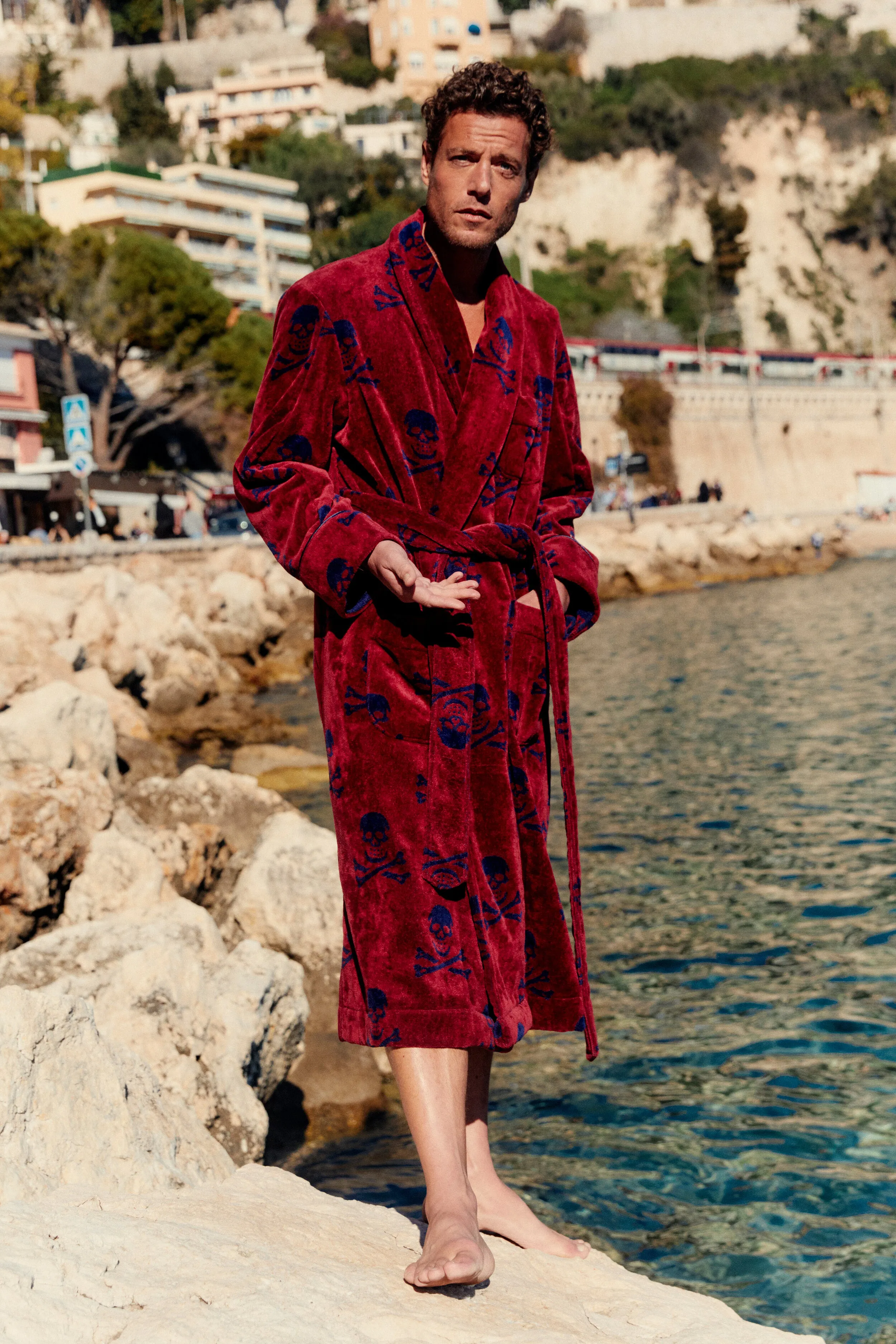 Burgundy & Navy Skull & Crossbones Towelling Bathrobe