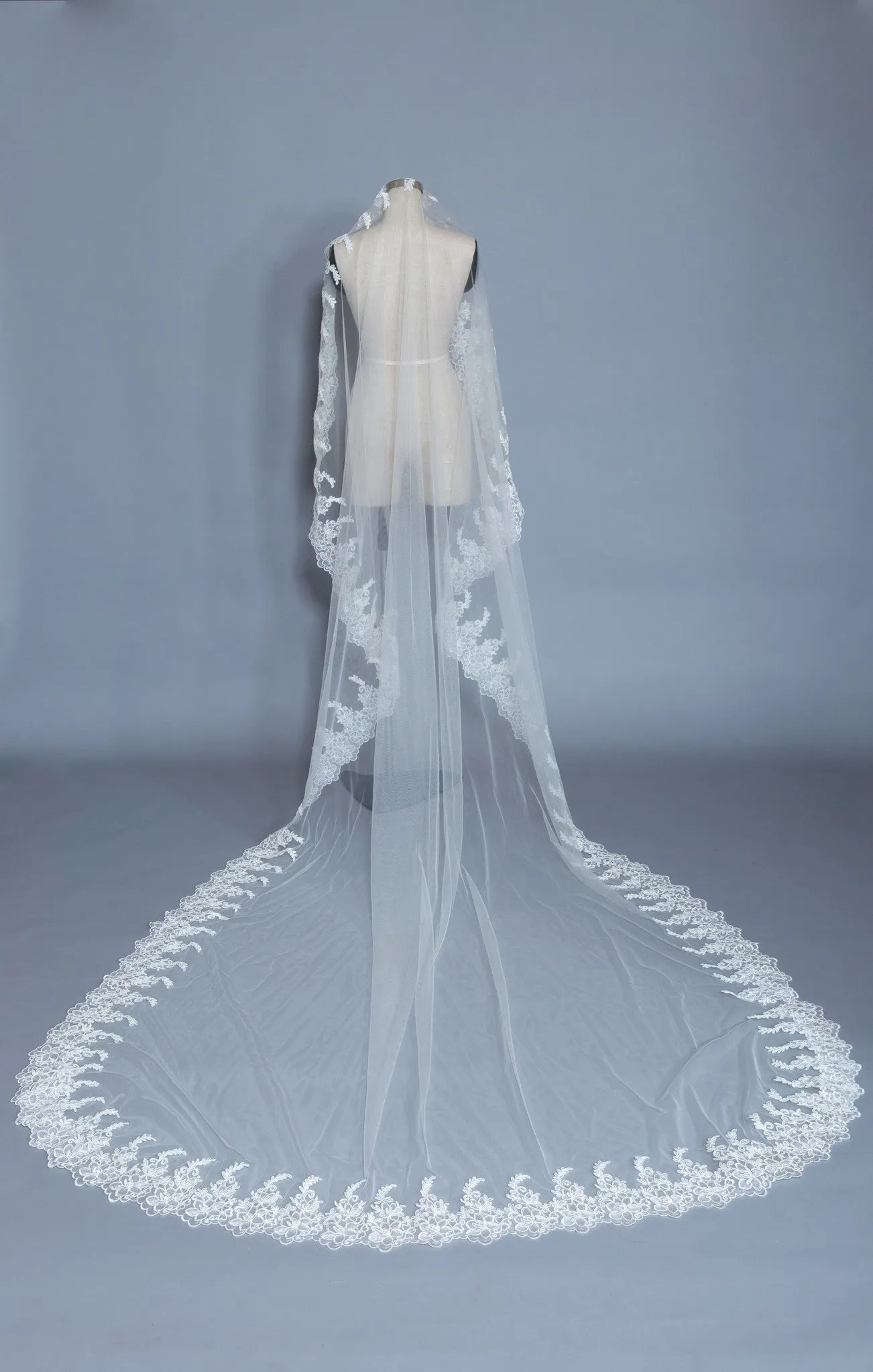 Cathedral Wedding Veil (#Irina)