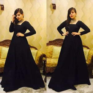 Chroma Black Gown