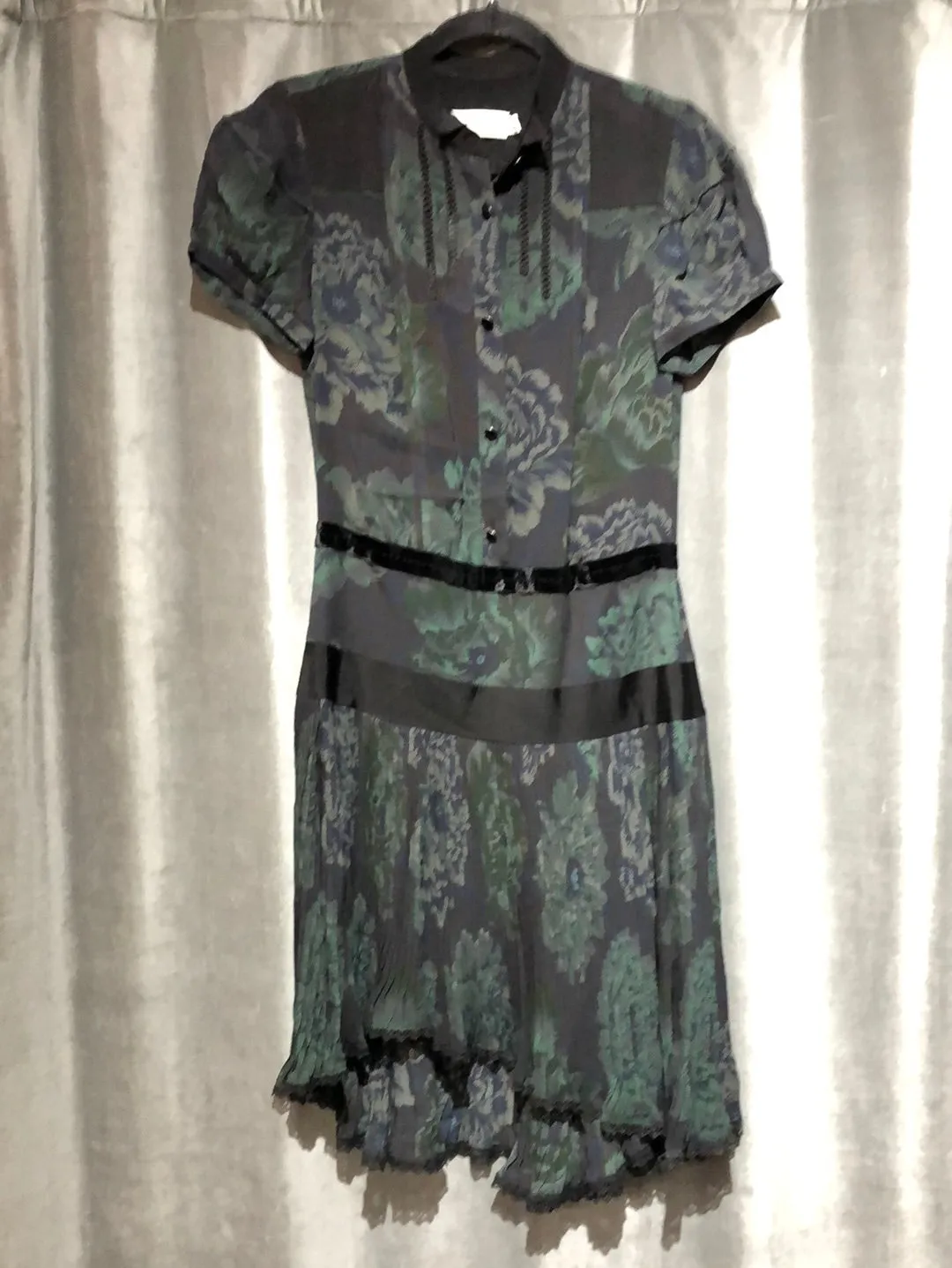 COACH X KAFFE Mock Collar Short Sleeve FASSETT Pleated Bottom Dress