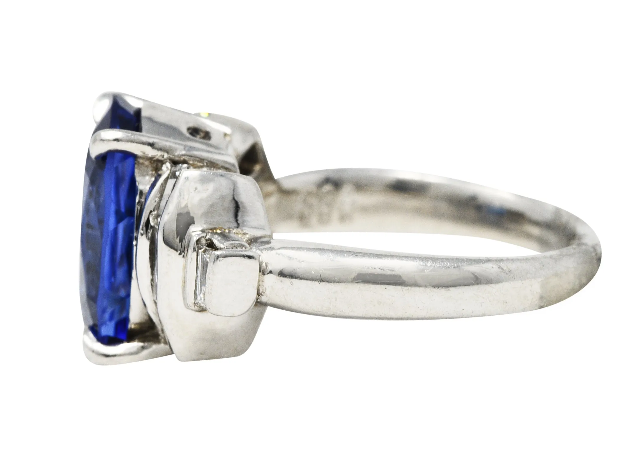 Contemporary 5.89 CTW Tanzanite Diamond Platinum Gemstone Ring