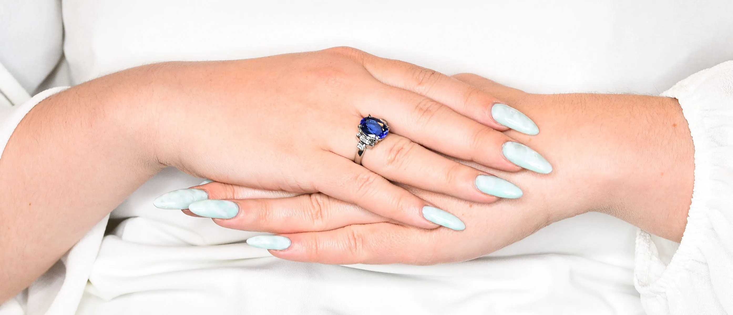 Contemporary 5.89 CTW Tanzanite Diamond Platinum Gemstone Ring