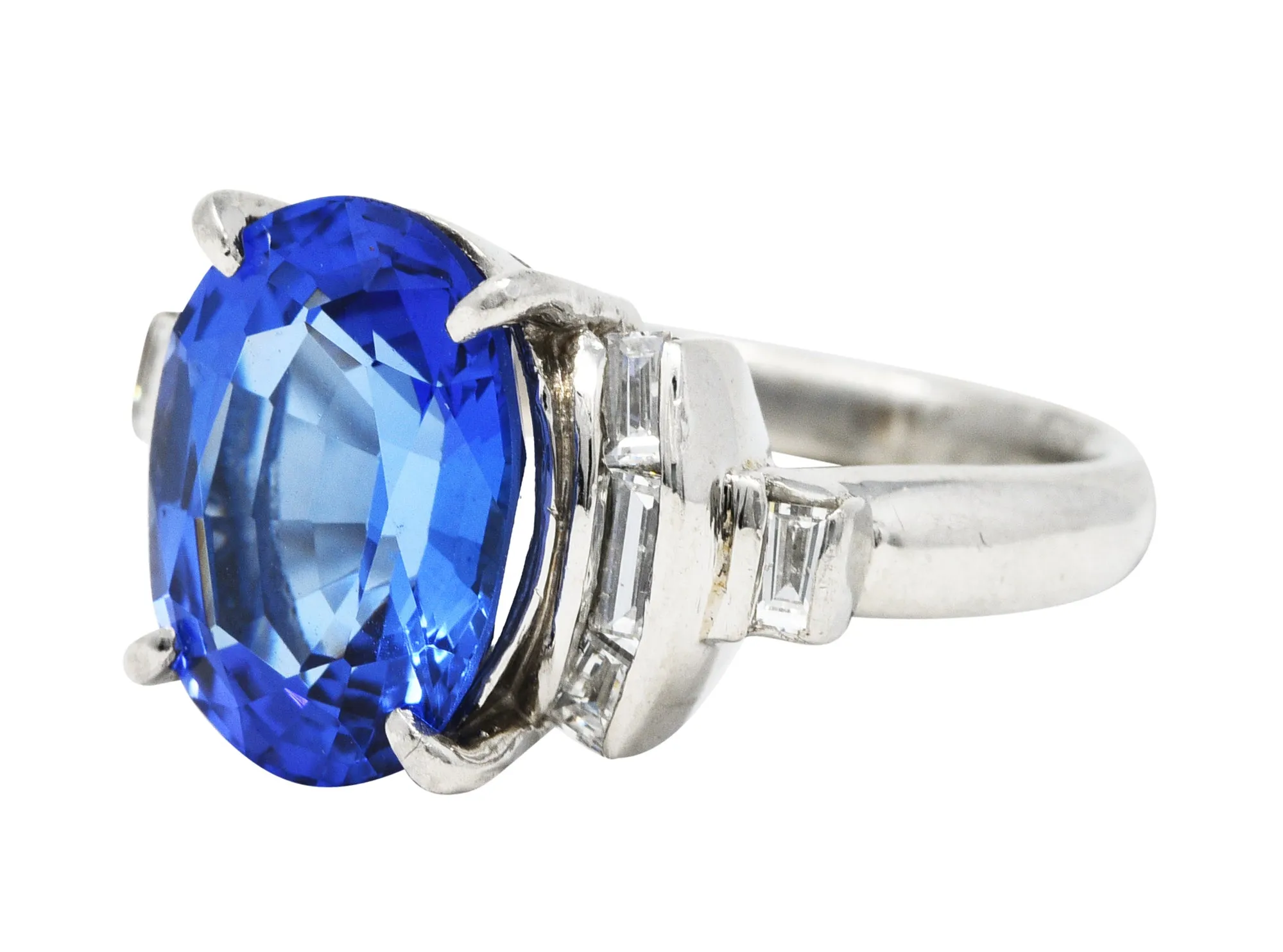 Contemporary 5.89 CTW Tanzanite Diamond Platinum Gemstone Ring