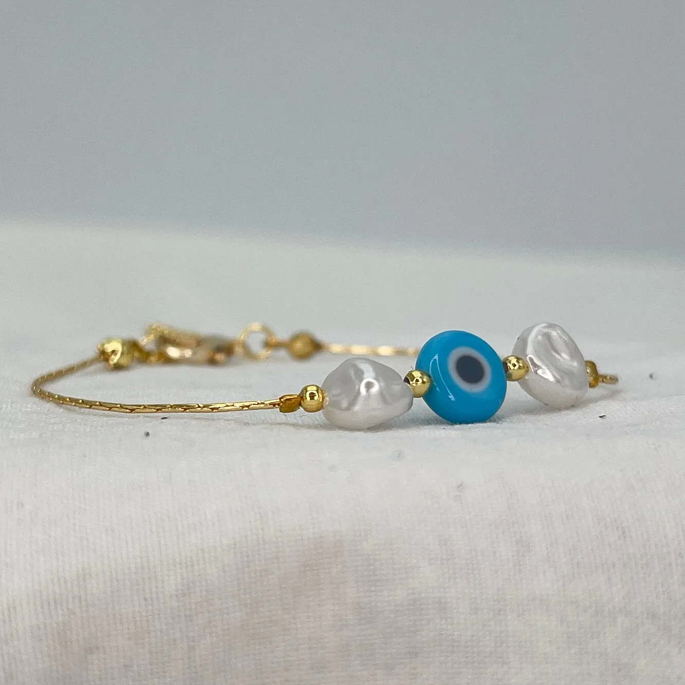 Crystal White Beaded Stone Blue Evil Eye Bracelet – Protect
