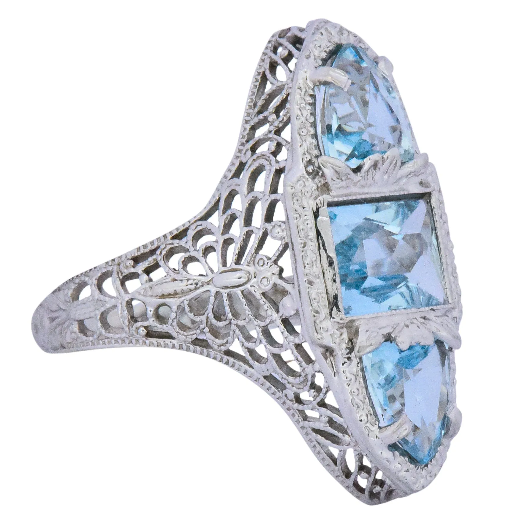 Edwardian 1.75 CTW Aquamarine Dragonfly 14 Karat White Gold Cocktail Ring