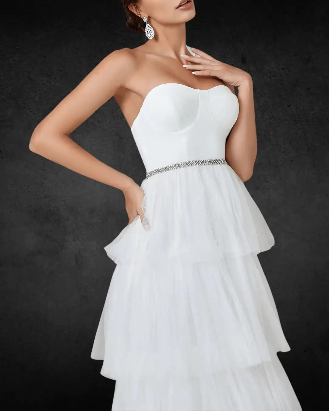 Elegant Designer Wedding Dress with Layered Cake Skirt and Tulle Hem – Unique Bridal Gown