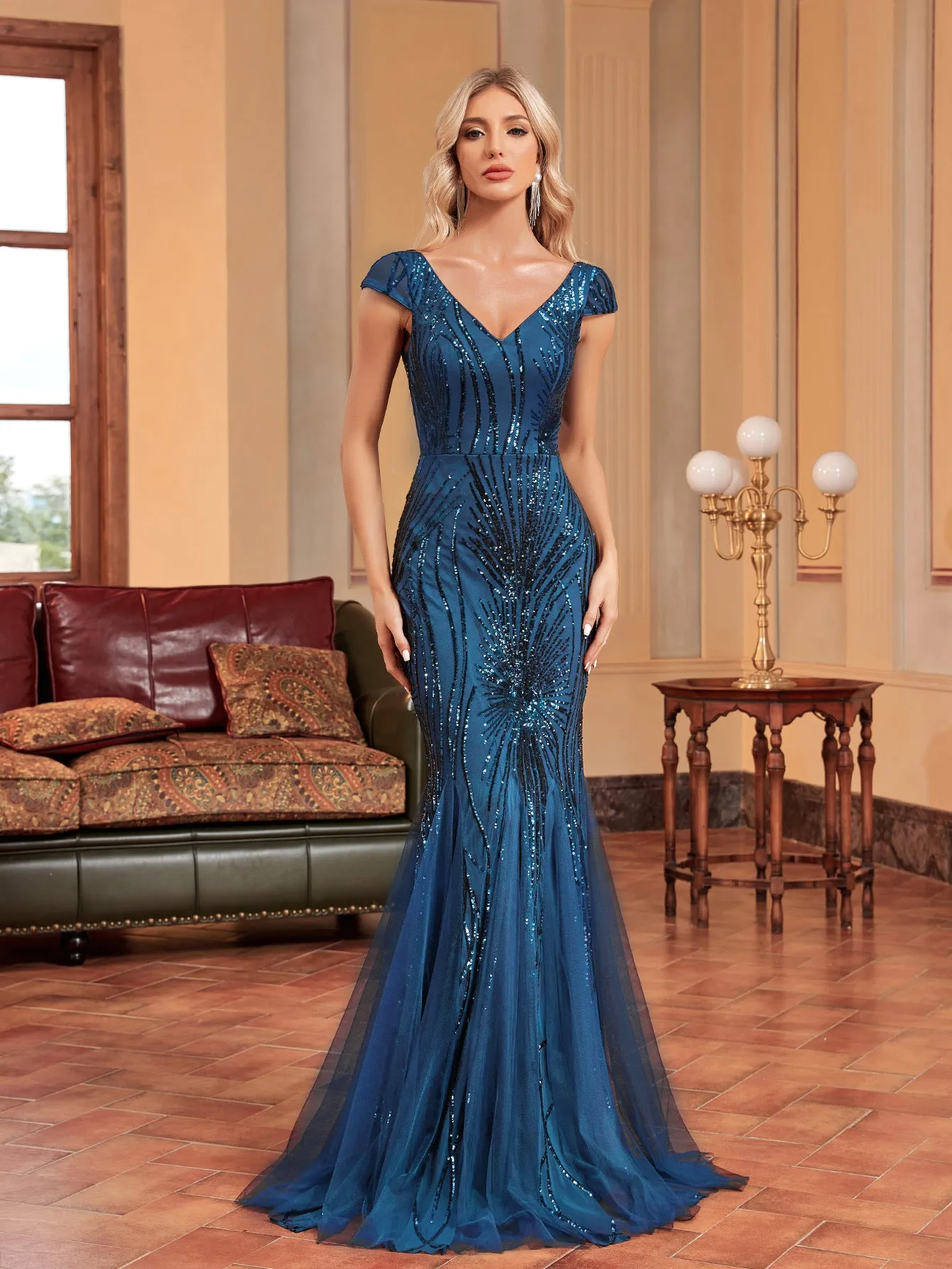 Elegant Green Beaded Long Fishtail Evening Dress