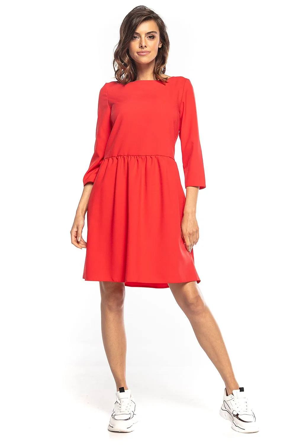 Elegant Pleated Midi Dress