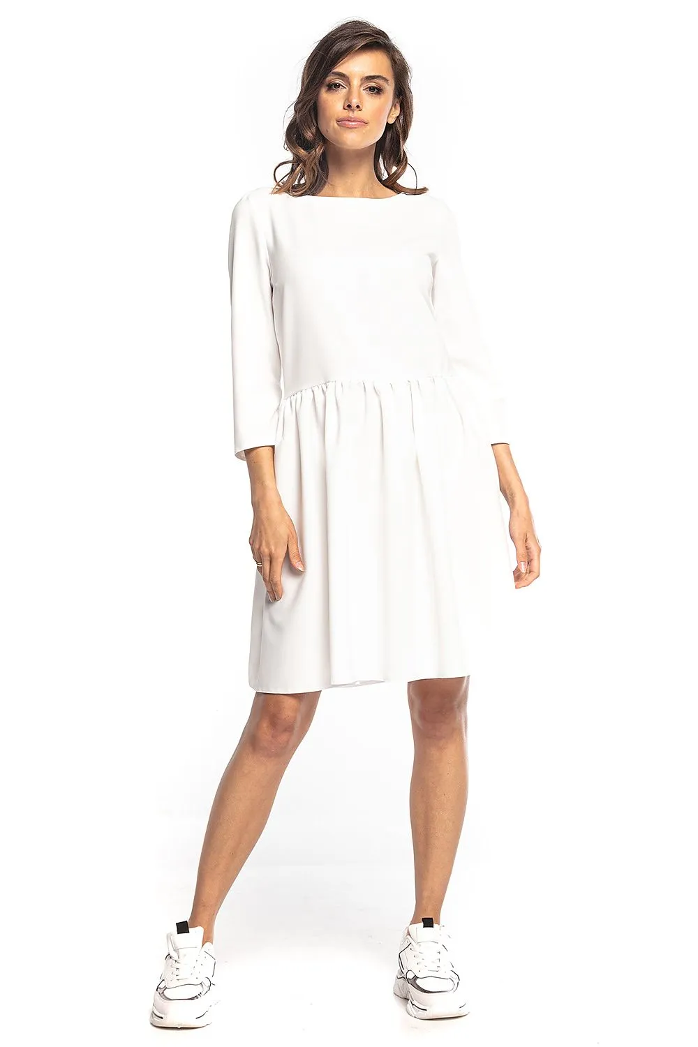 Elegant Pleated Midi Dress