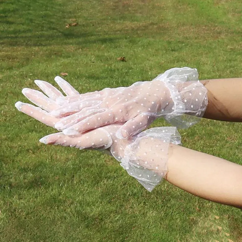 Elegant Wedding Bridal Gloves Soft Tulle Dots Ruffle Short Lace Gloves Bridesmaid Gloves Party Mittens Wedding Accessories