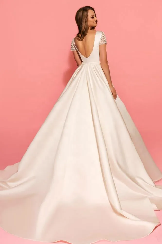 Elegant Wedding Dress with Pockets Satin Wedding Dress with Short Lace Sleeve A-Line Bridal Gown 2019 Hot Sale