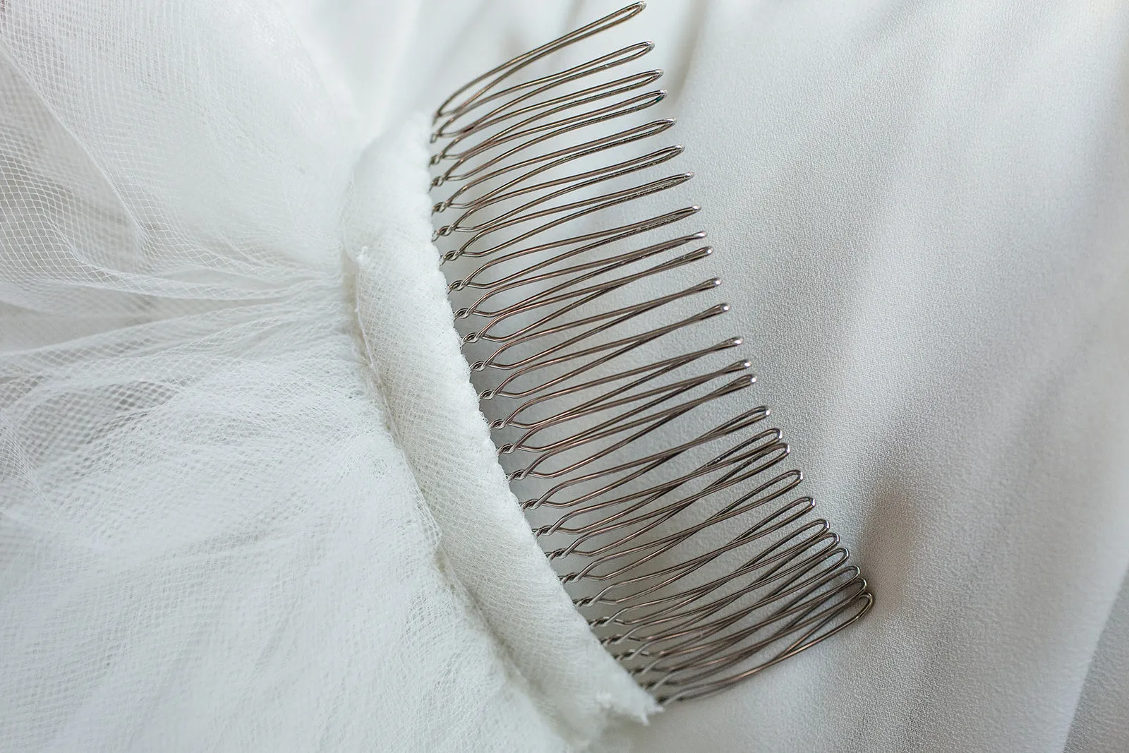 Elizabeth Johns Darlene Veil