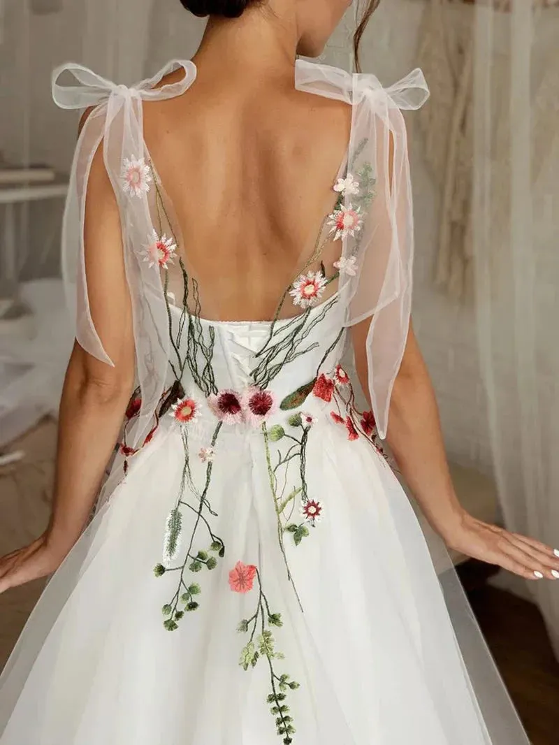 Embroidered Floral colorful Wedding Dresses Sweetheart Backless Bridal Gown Lace Up Fairy Bohemian Wedding Party Gown