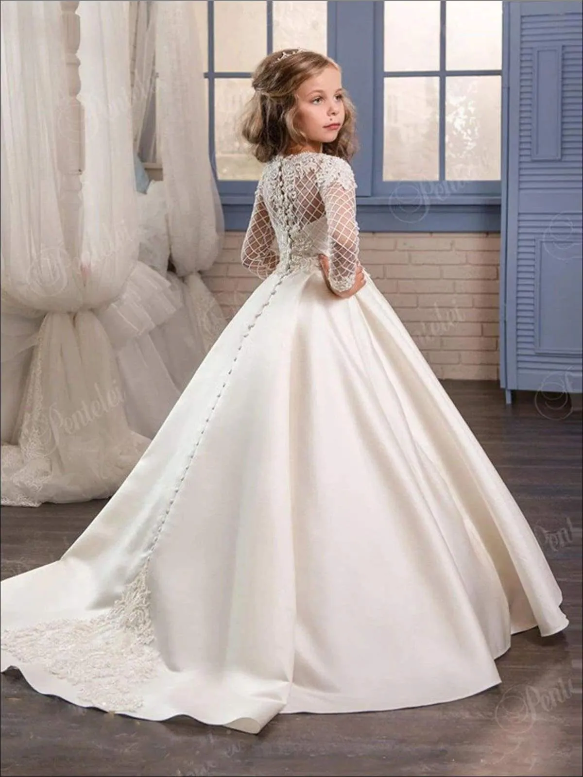 Girls White Lace Long Sleeves Communion Gown