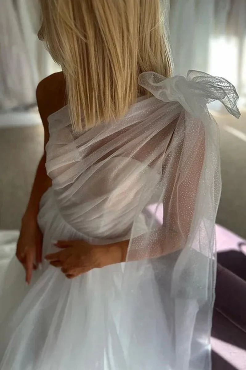 Glitter One Shoulder Bowknot Tulle Wedding Dresses Bridal Gowns with Train