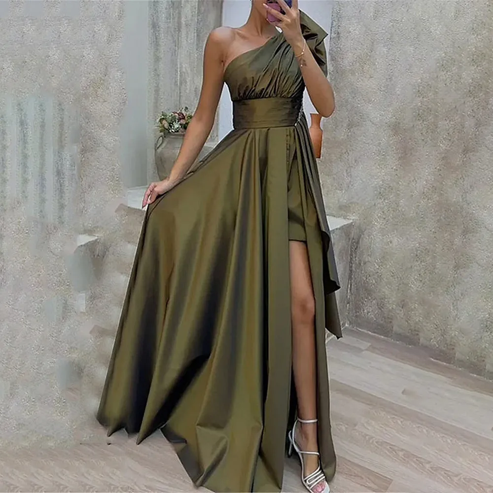 Graceful One-Shoulder Asymmetrical Gown with Dramatic Silhouette