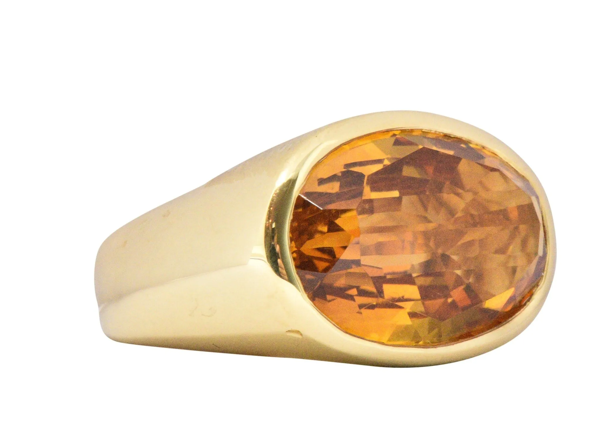 H. Stern Citrine And 18 Karat Large Gold Cocktail Ring