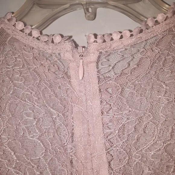 HEARTLOOM Anthro Lace Tiered Dress Dusty Rose Pink XS 0 2 NWOT