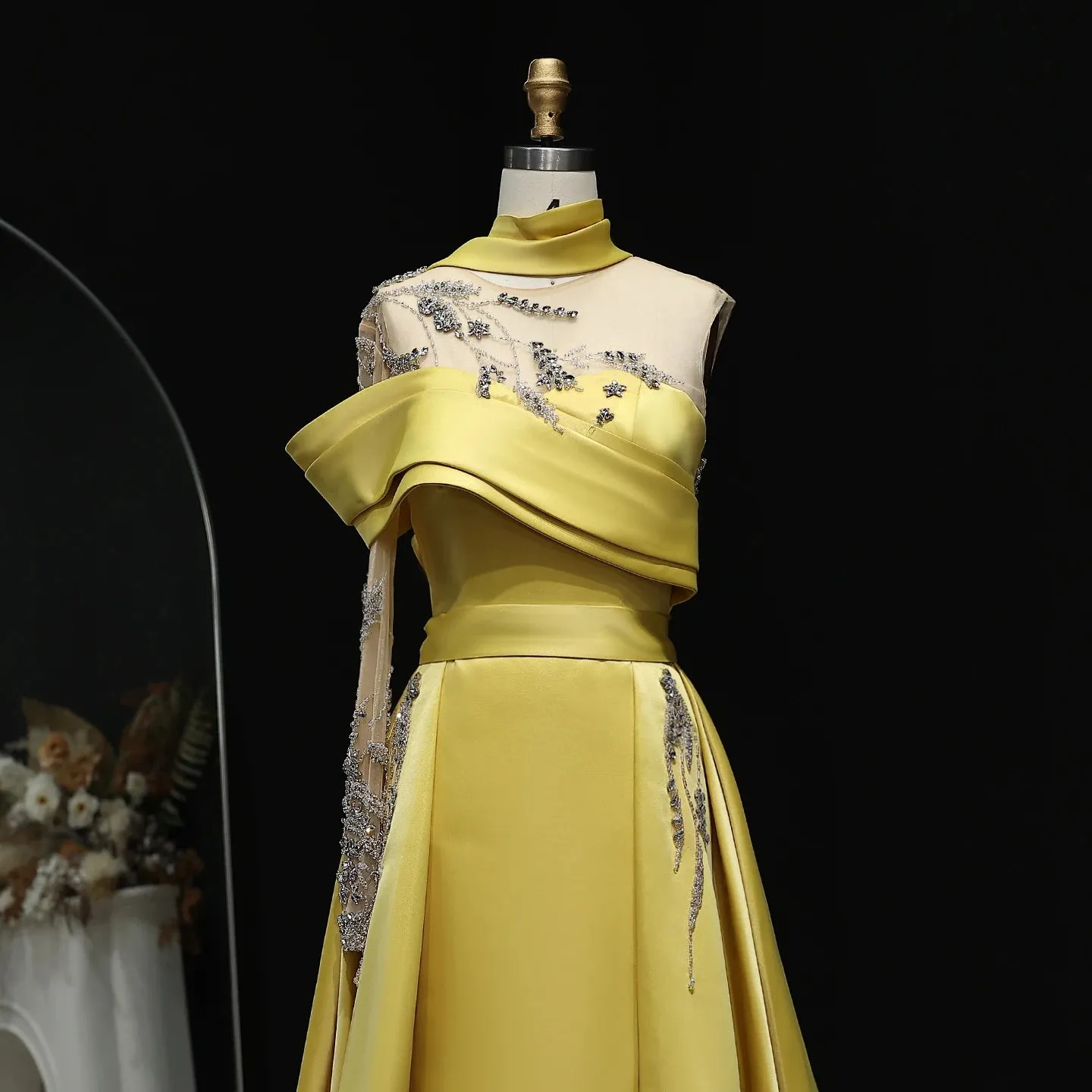 HELEN Luxury Elegant Yellow Satin Evening Gowns with Overskirt