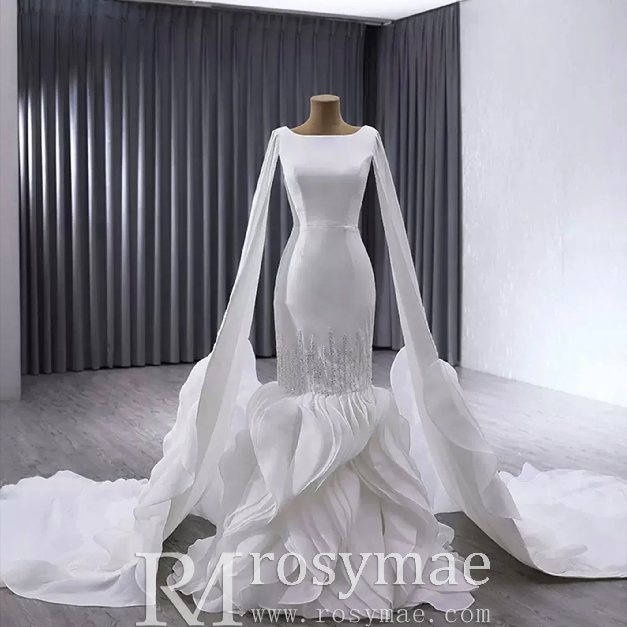High-end Unique Ruffles Trumpet Wedding Dress With Long Sleeve