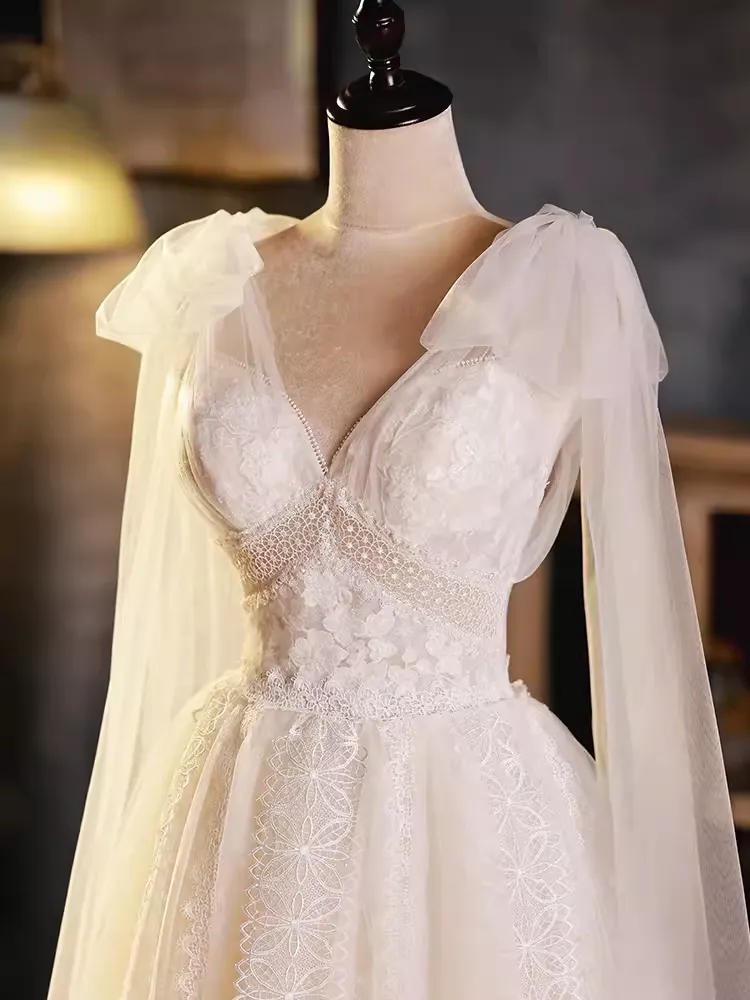 JazzHer Elegant Ball Gown V Neckline Tulle Party Dress Lace White Homecoming Dresses (PRE-ORDER)