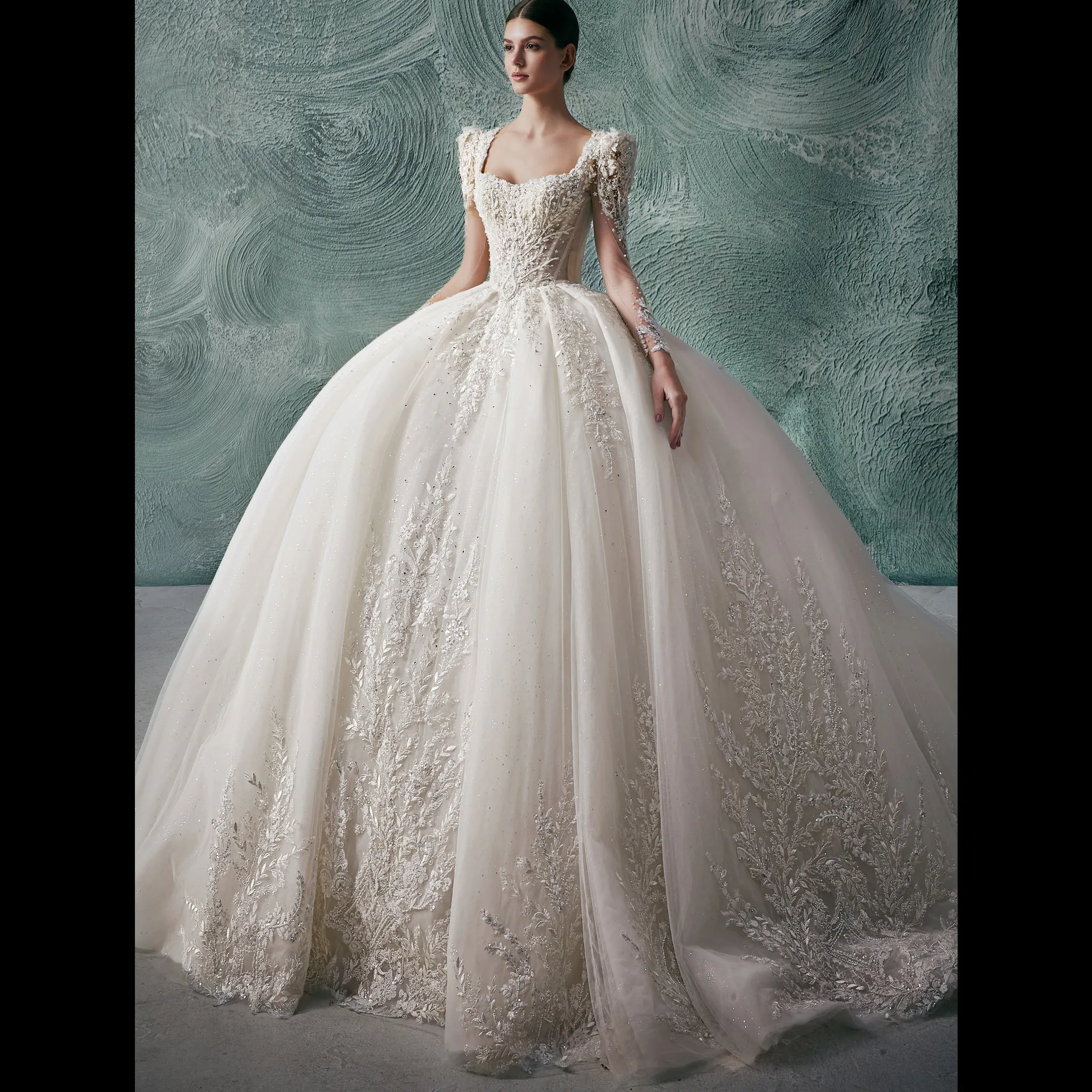 Keyhole Back Ball Gown Square Neck Wedding Dresses with Long Sleeve