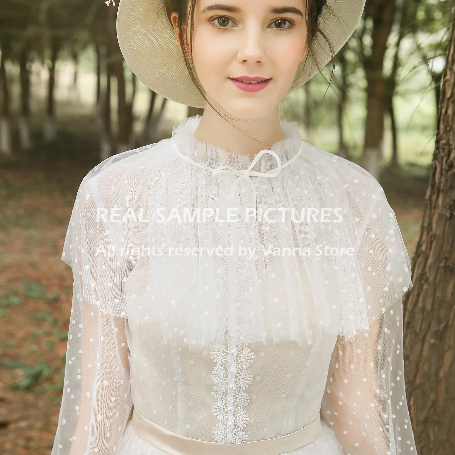 Long Sheer Sleeves Polka Dots Wedding Dress Retro Tiered Appliqued High Neck Vintage Muslim Tiered Tulle Bridal Gown Customized