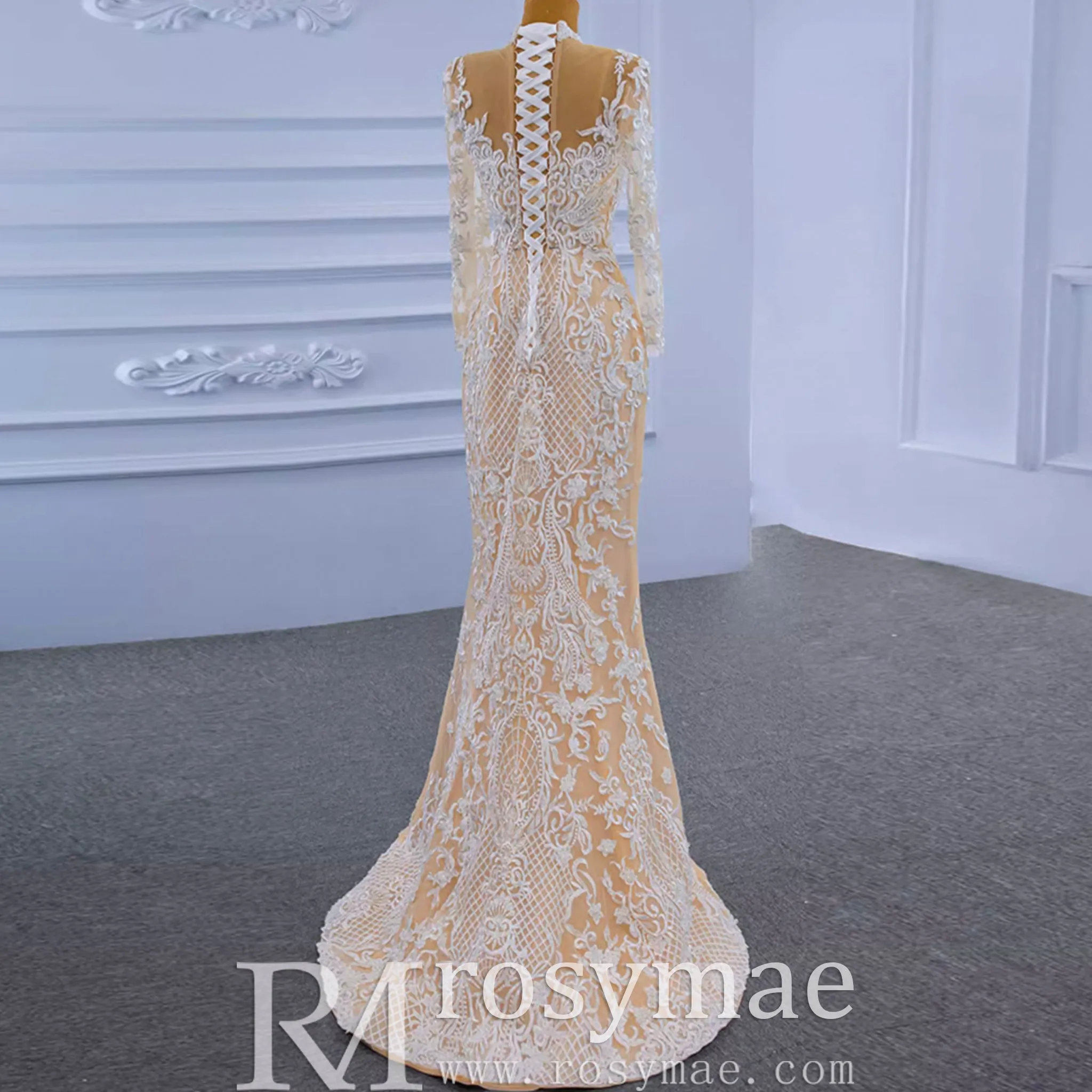 Mermaid Lace O-Neck Long Sleeve Wedding Dress With Detachable Train