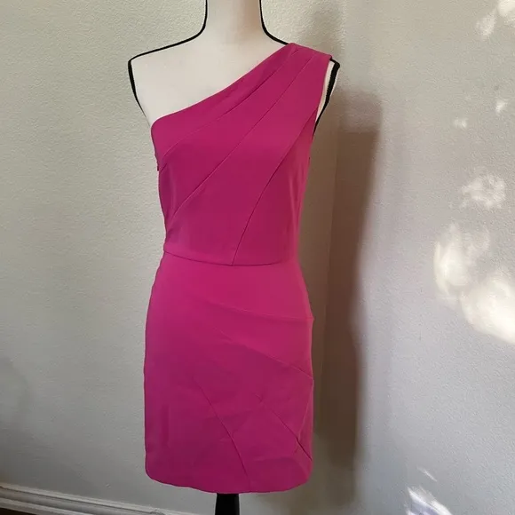 MICHAEL COSTELLO x REVOLVE | AVA MINI ONE SHOULDER DRESS FUCHSIA | SIZE MEDIUM