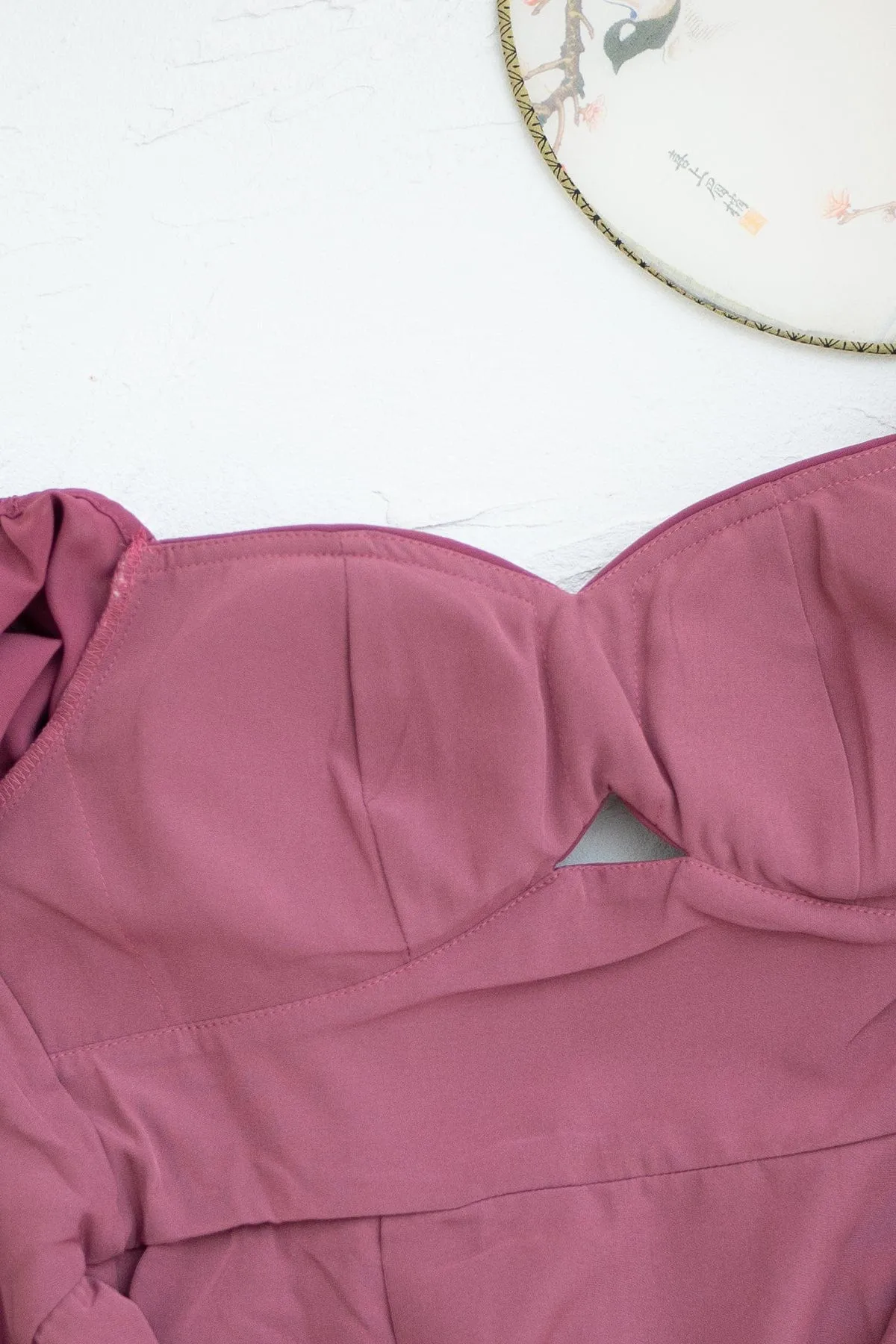 NATALY CUT-OUT MIDAXI DRESS IN MAGENTA
