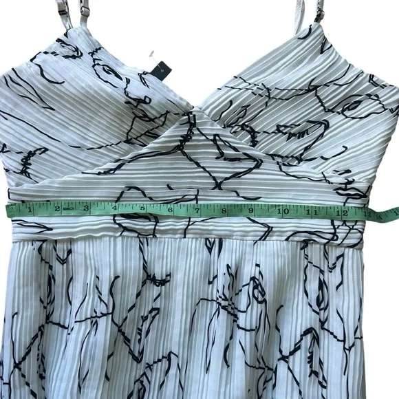 NWT Banana Republic PRINT PLISSÉ MIDI DRESS size 2 line face art pleated white