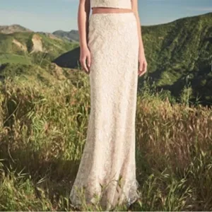 NWT Tadashi Shoji Feston Embroidered Tulle Bridal Skirt Ivory/Petal 00