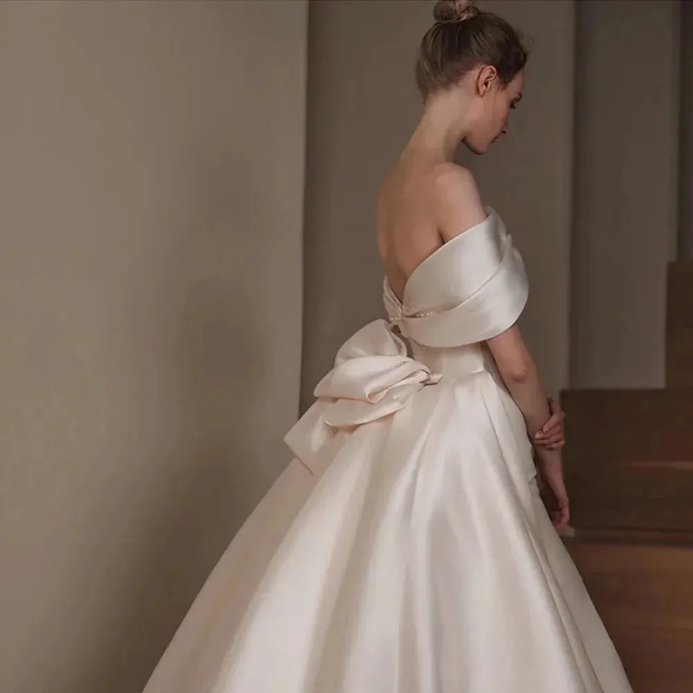 Off-Shoulder Sweetheart Neck Beaded Bow Satin 2-Piece Mermaid Wedding Dress with Detachable Train