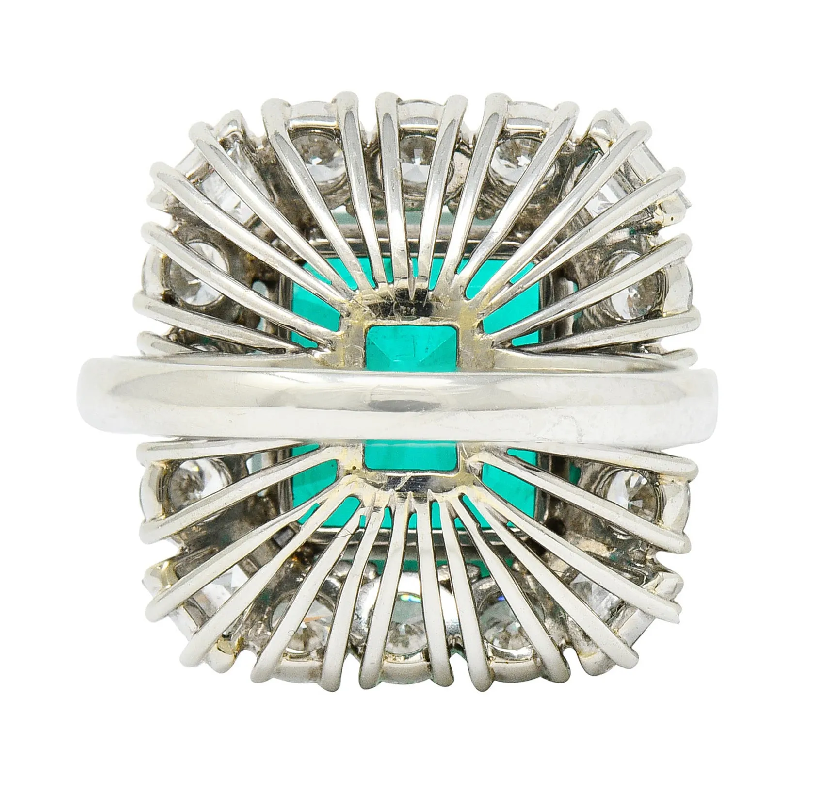 Outstanding 1950's Mid-Century Colombian Emerald Diamond 18 Karat White Gold Vintage Cluster Ring AGL