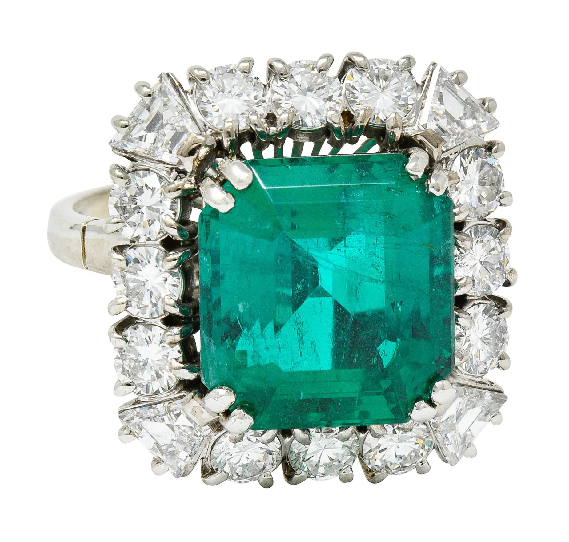 Outstanding 1950's Mid-Century Colombian Emerald Diamond 18 Karat White Gold Vintage Cluster Ring AGL