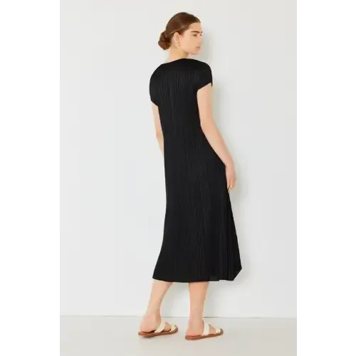 Pleated Sleeve Midi Dress